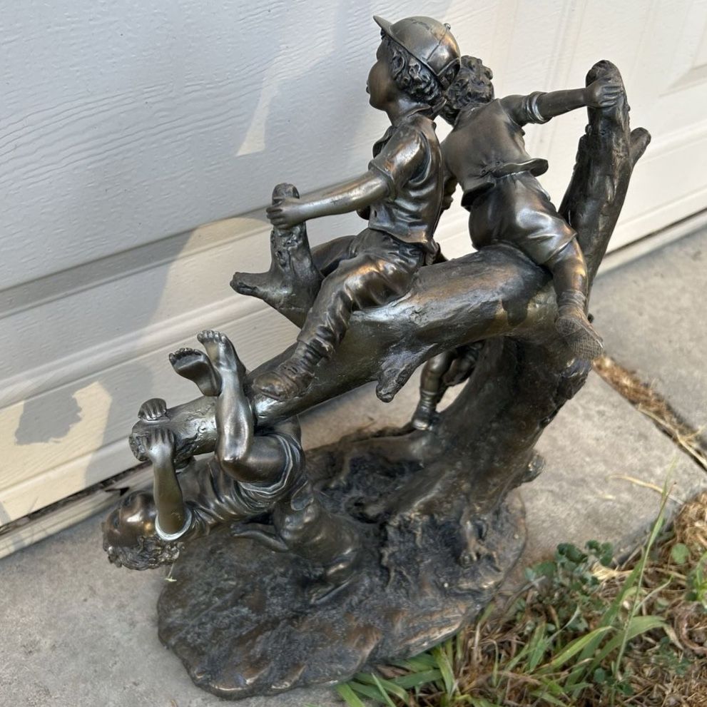 Main image 6