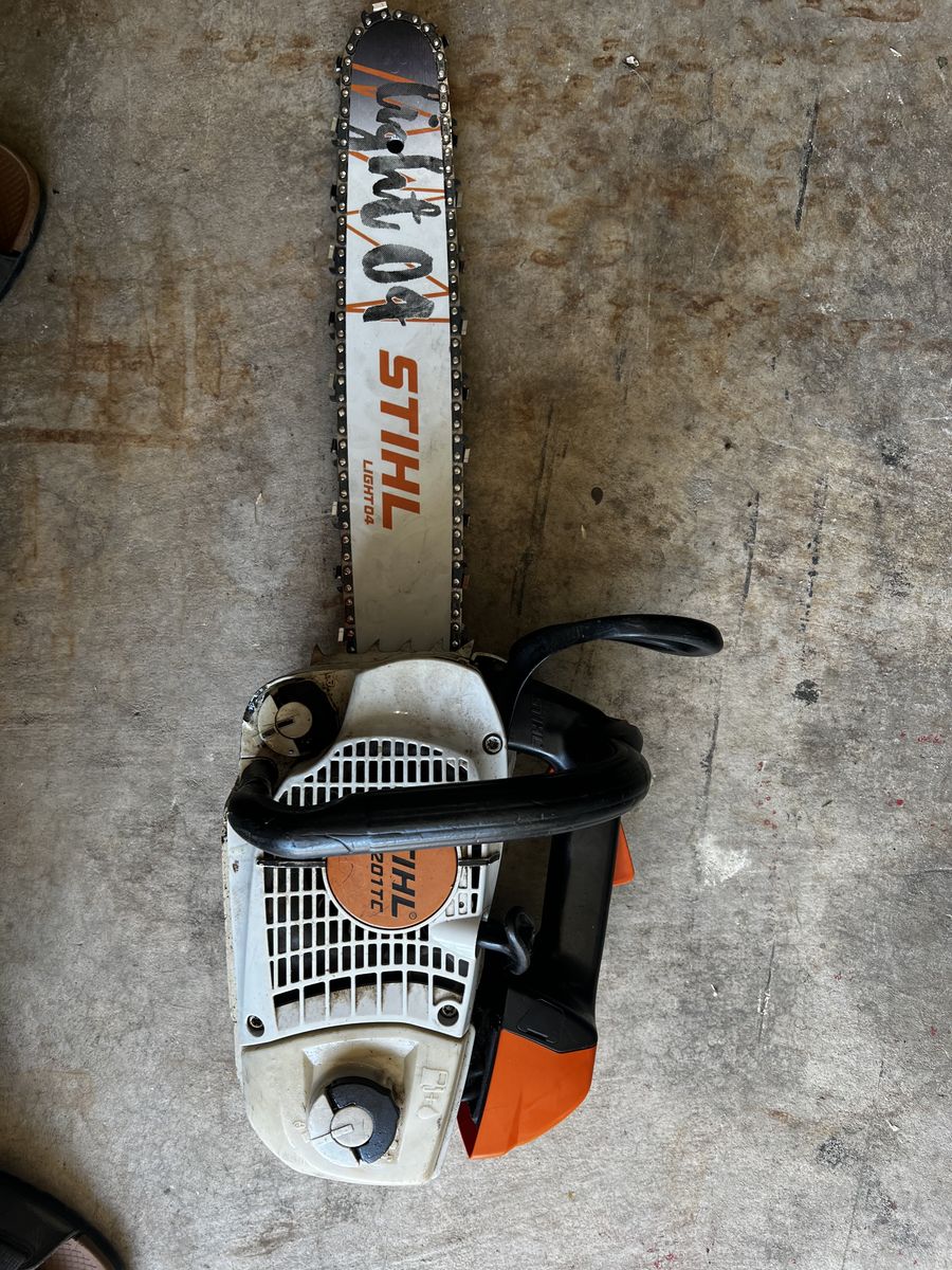 Stihl 201 chainsaw