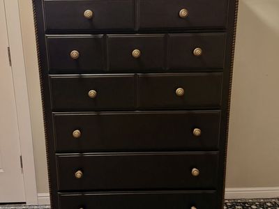 Traditional Tall Boy Dresser