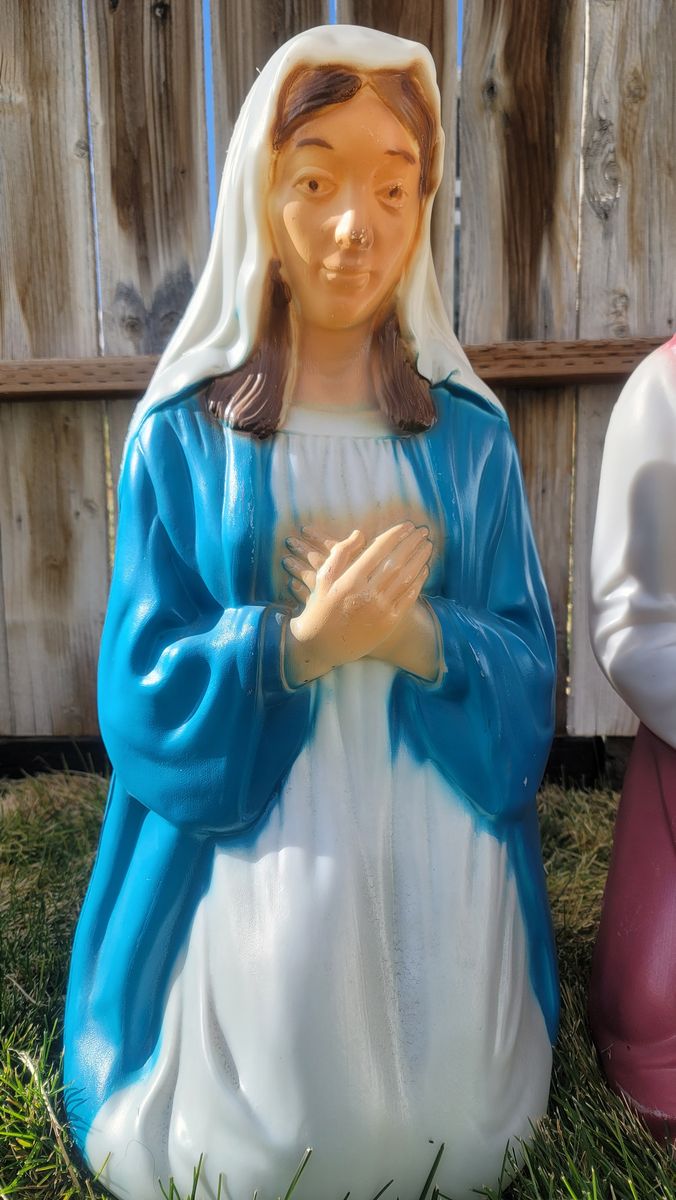 Main image 4