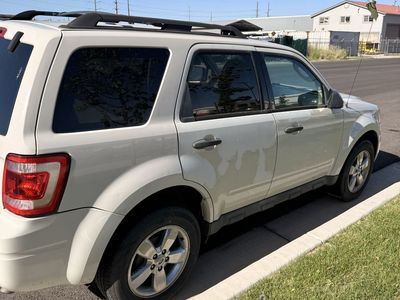 2010 escape