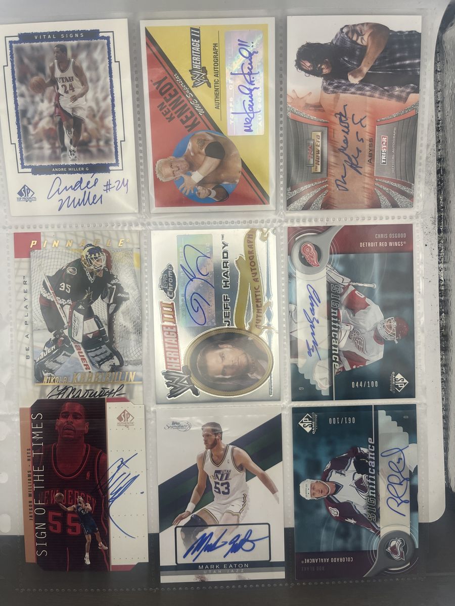 Assorted Autographed Sports/non sport Trading Cards Collection 