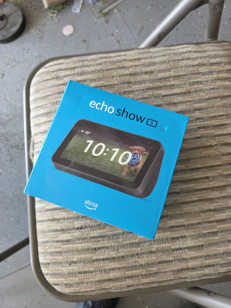 Amazon Echo Show 5 (2nd Gen) Smart Display with Alexa - New in Box