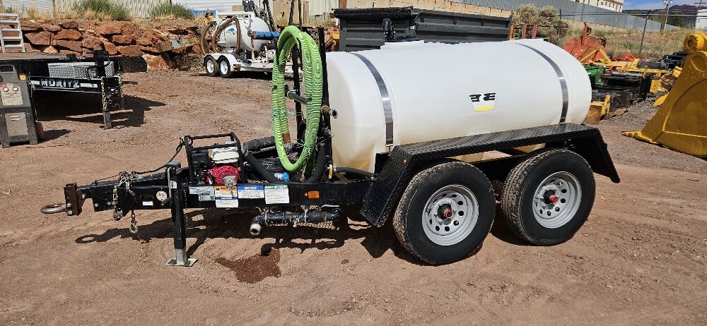 2021 500 Gallon Water Trailer