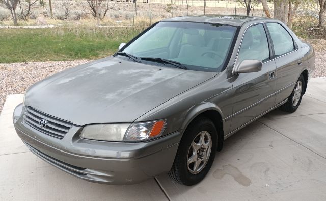 1997 Toyota Camry LE