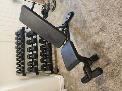 Adjustable Weight Bench