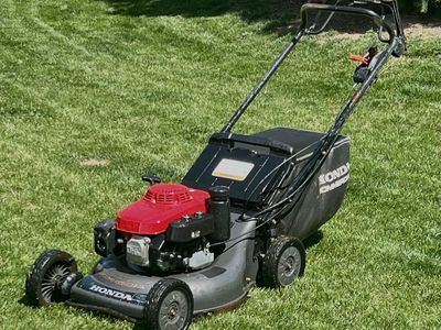 HONDA COMMERCIAL LAWN MOWER HRC216 Toro, Exmark