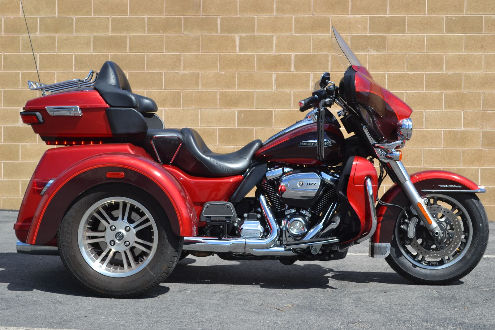 2018 Harley Davidson Tri Glide 107- Touring Cruiser Trike - Triglide Ultra Classic 
