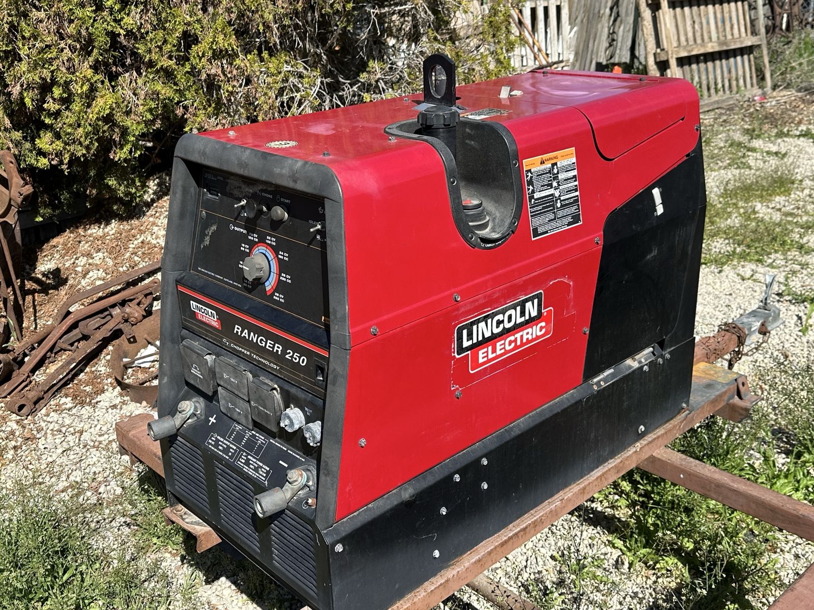 Lincoln Welder/Generator – ONLY 280 hrs