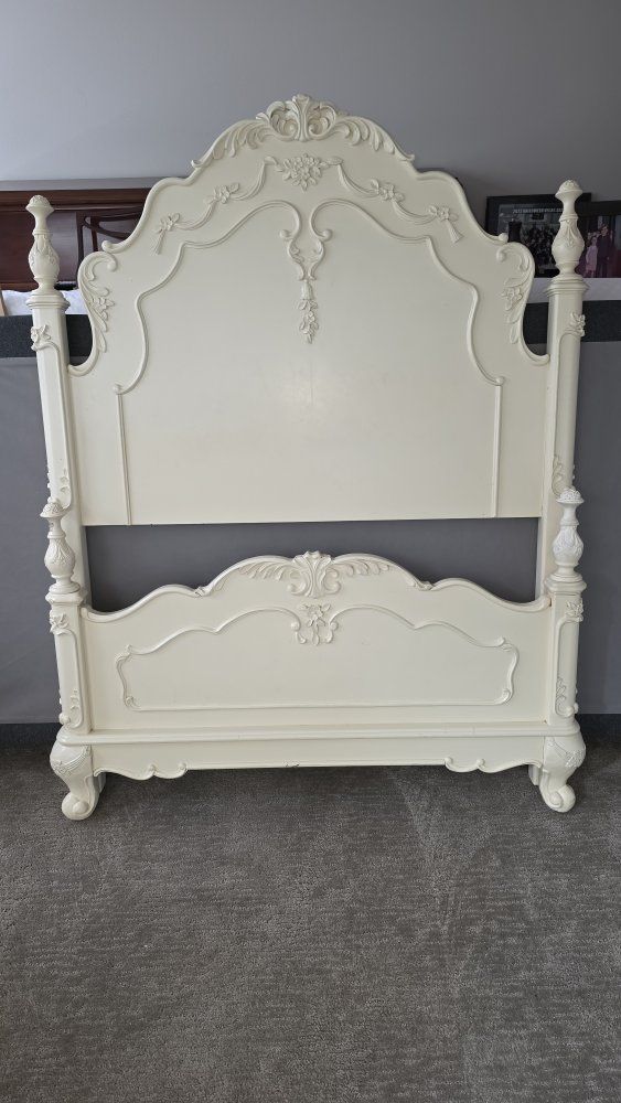 Main image 3