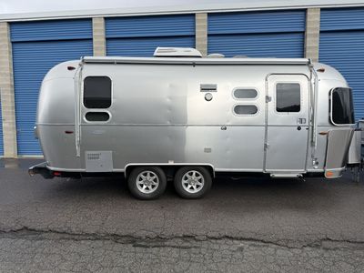Super Clean 2017 Airstream