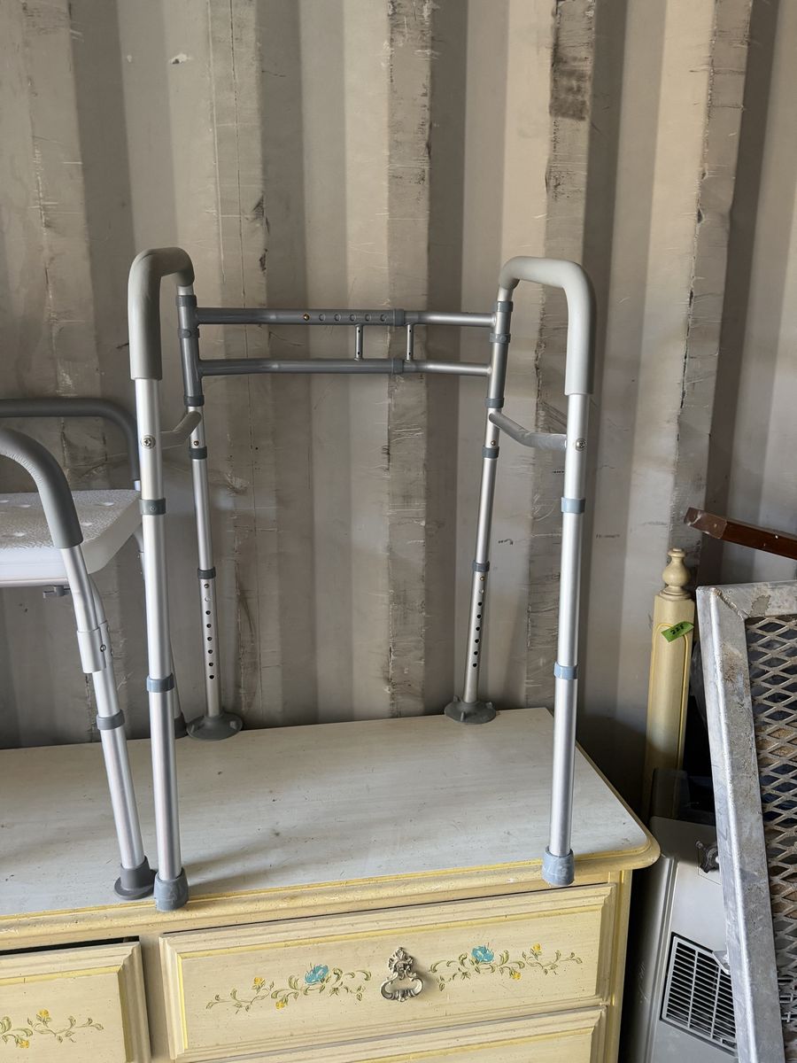 Medical toilet seat rail