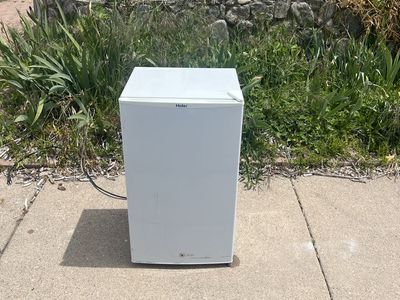Mini fridge