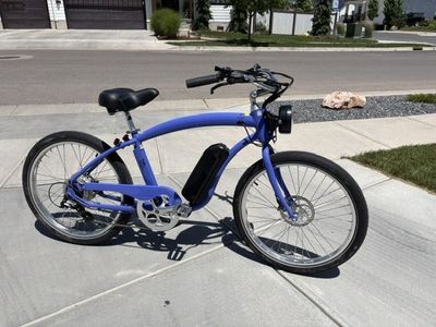 Cruiser E-Bike - Electric Bike Company, Model C