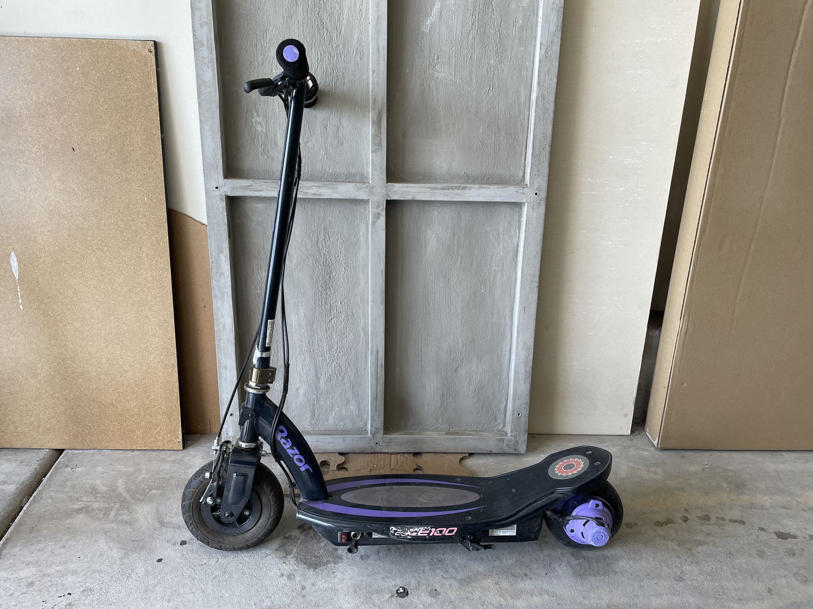 Razor E100 Power Core Electric Scooter – Purple
