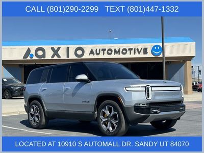 2024 Rivian R1S Adventure