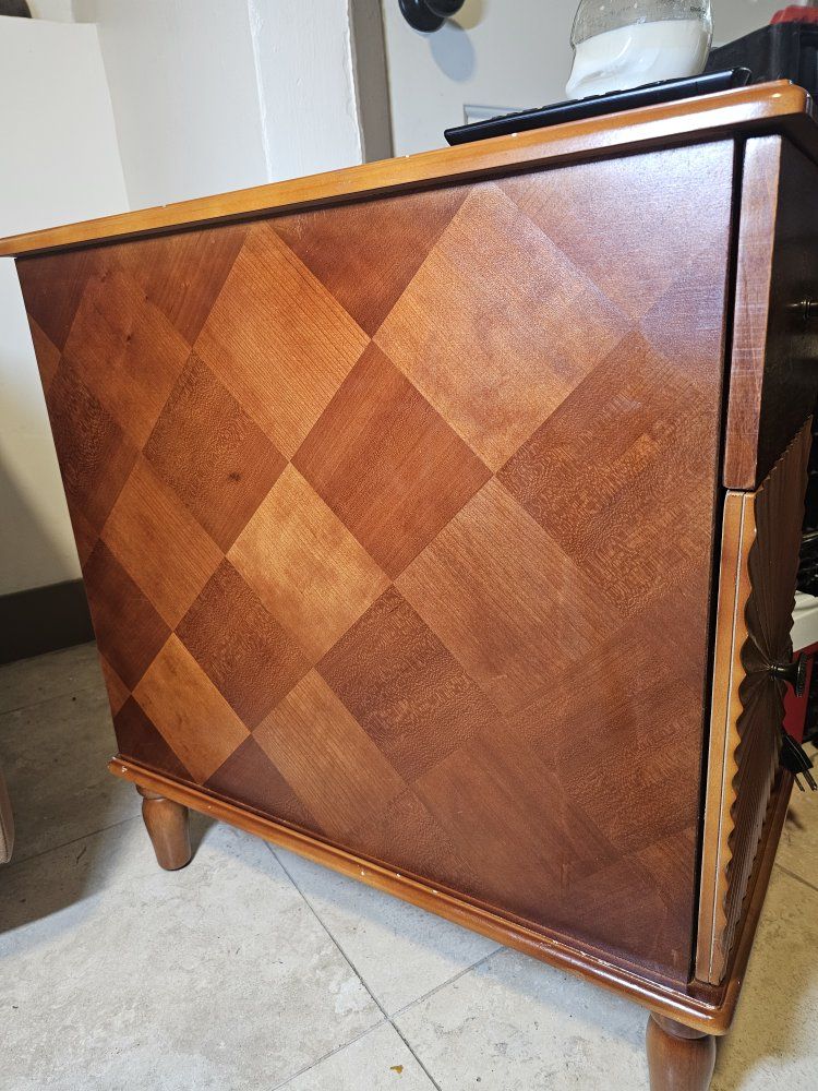 Main image 2