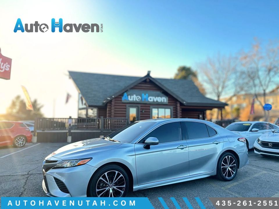 2018 Toyota Camry SE