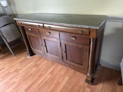 Basset Buffet / Sideboard