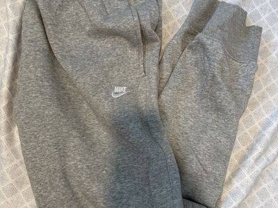 Nike Gray Sweatpants Size L Made in Vietnam Joggers