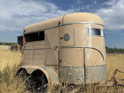 Horse Trailer