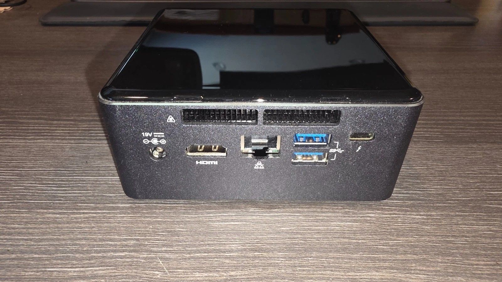 INTEL MINI I7 DESKTOP COMPUTER