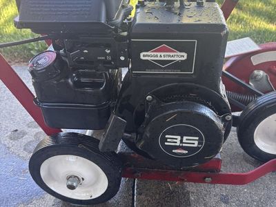 Tyller for parts or to be fixed 20.00 cash only