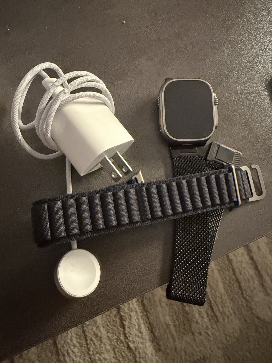 Apple Watch Ultra 3 - 49mm Titanium - GPS + Cellular