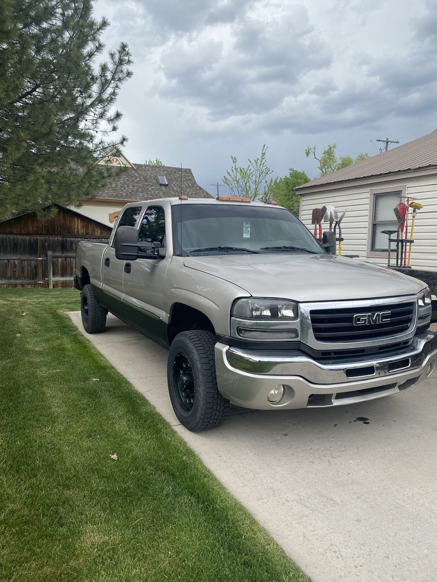 2005 GMC 2500 SLT