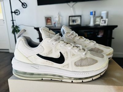 Nike Air Athletic Sneak/white/black 8.5