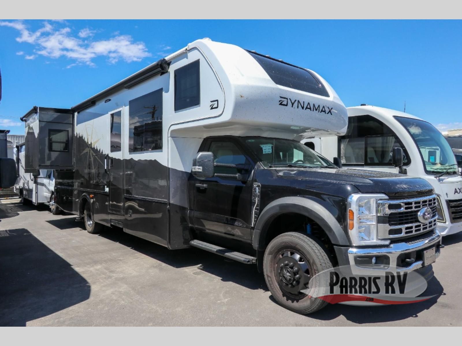 New 2027 Dynamax isata 6 32KS