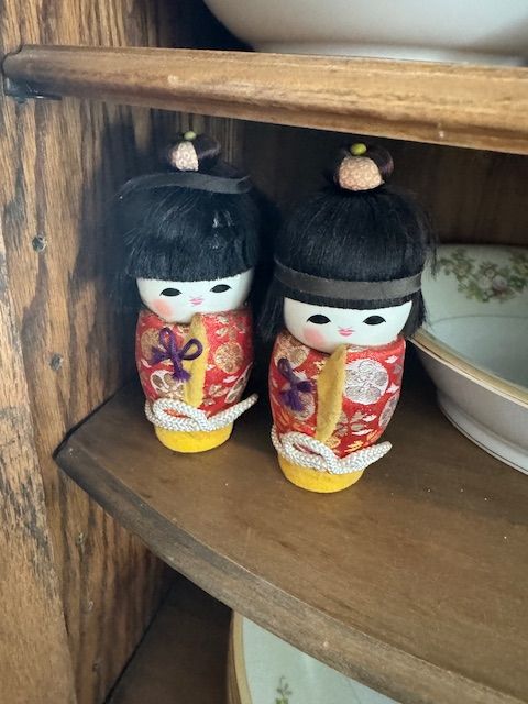 Two Japanese dolls