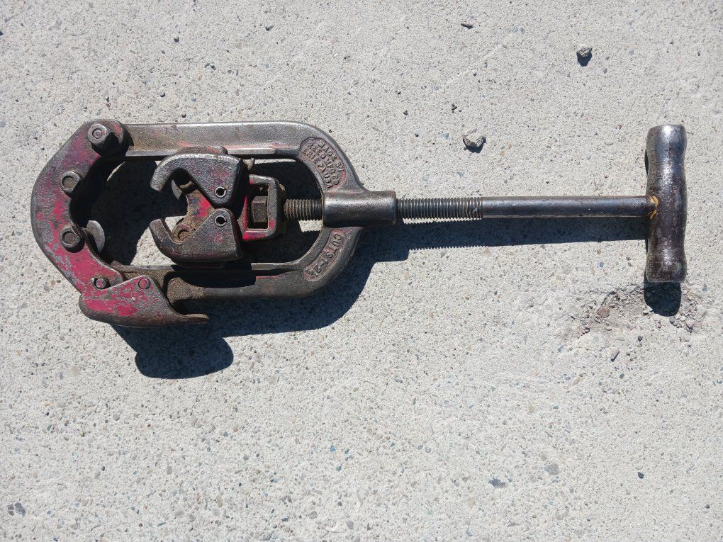 reed pipe cutter up to 2-1/2"