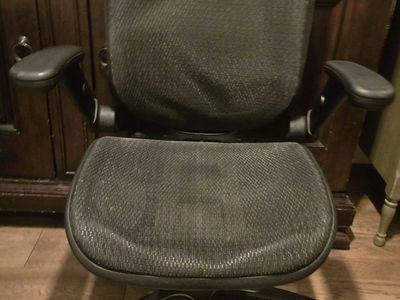 Reduced!! Mesh Ergonomic Black Office Chair