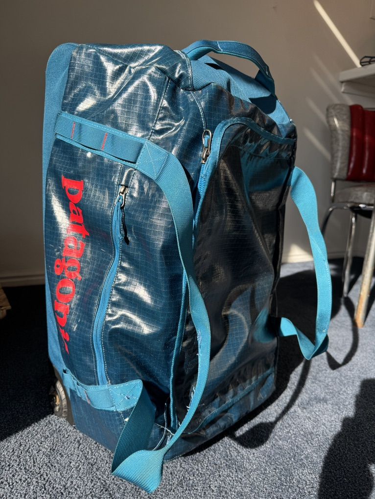 Patagonia Black Hole 70L Wheeled Duffel Blue 24”