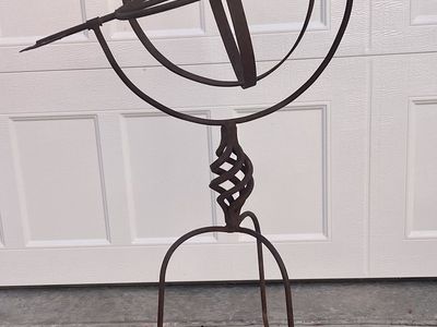 Wrought Iron Yard/Garden Obelisk / Sundial