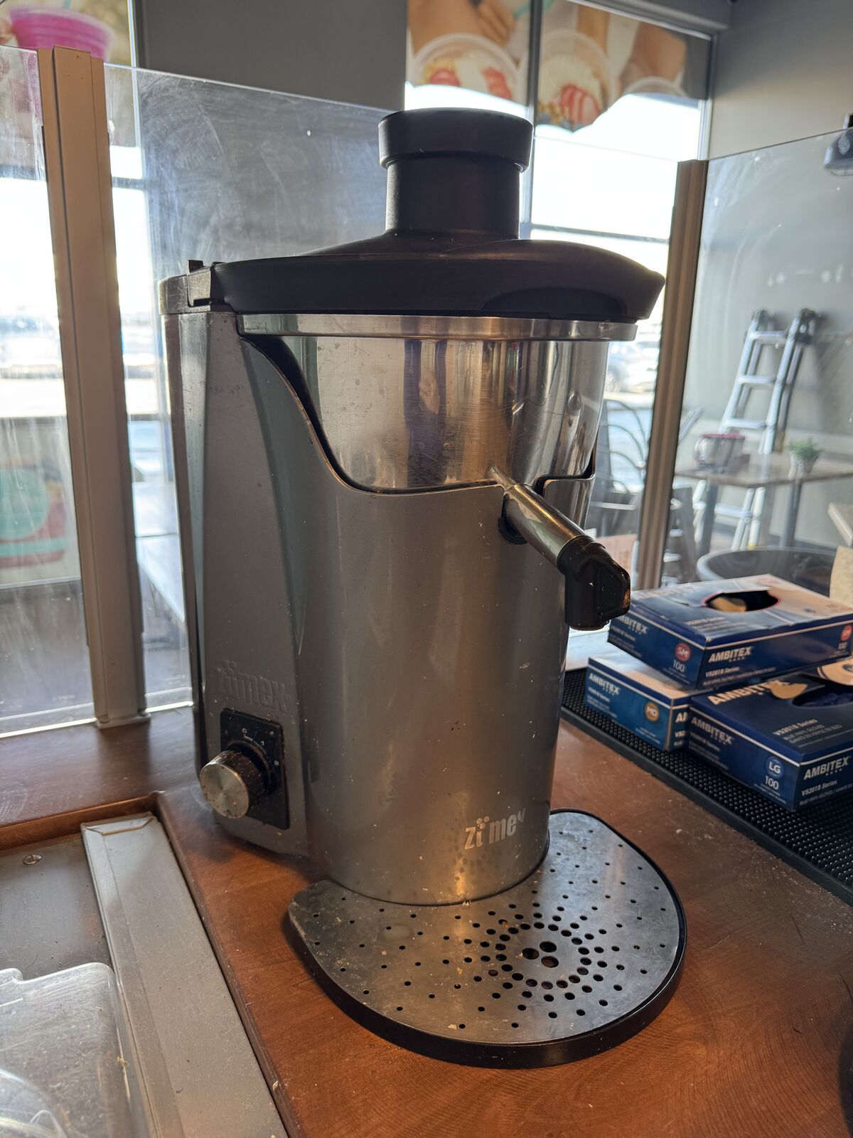 Industrial Zumex Juicer