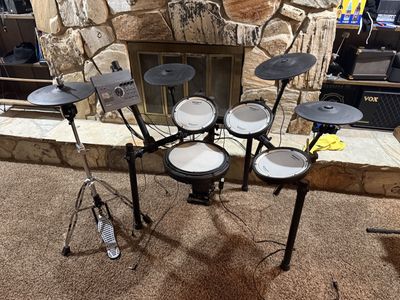Roland Td-17 Electric Drum Set.