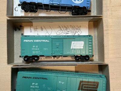 Lot Of 3 Athearn Blue Box HO Scale Freight Cars