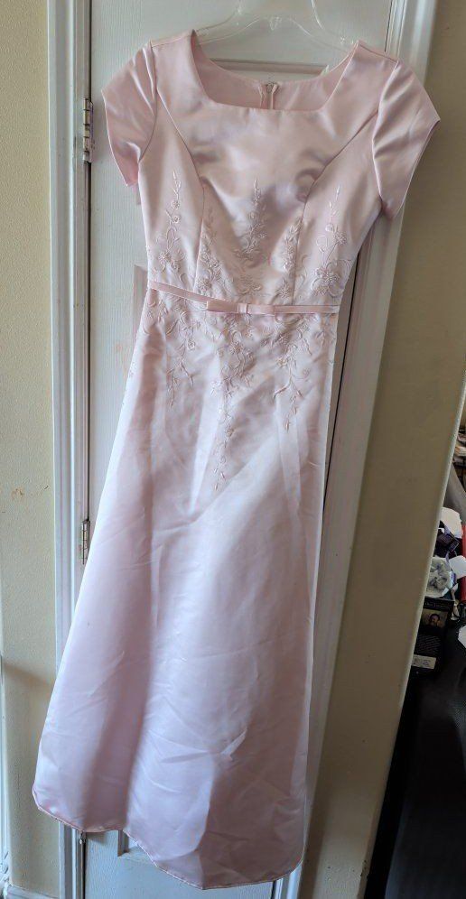 Bella Formals by Venus Pink Formal Dress Size 10