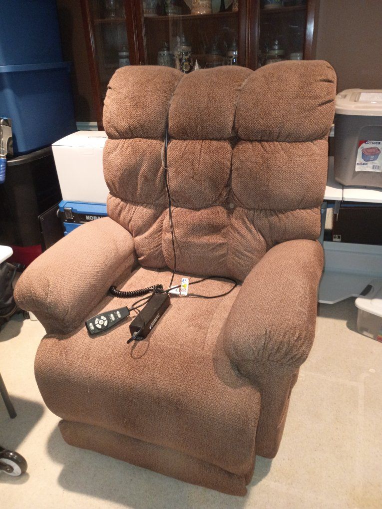 Brown Power Lift Recliner Chair with Heat and Massage Remote