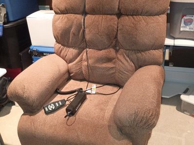 Brown Power Lift Recliner Chair with Heat and Massage Remote