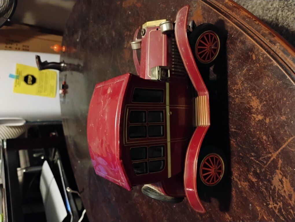 vintage windup car