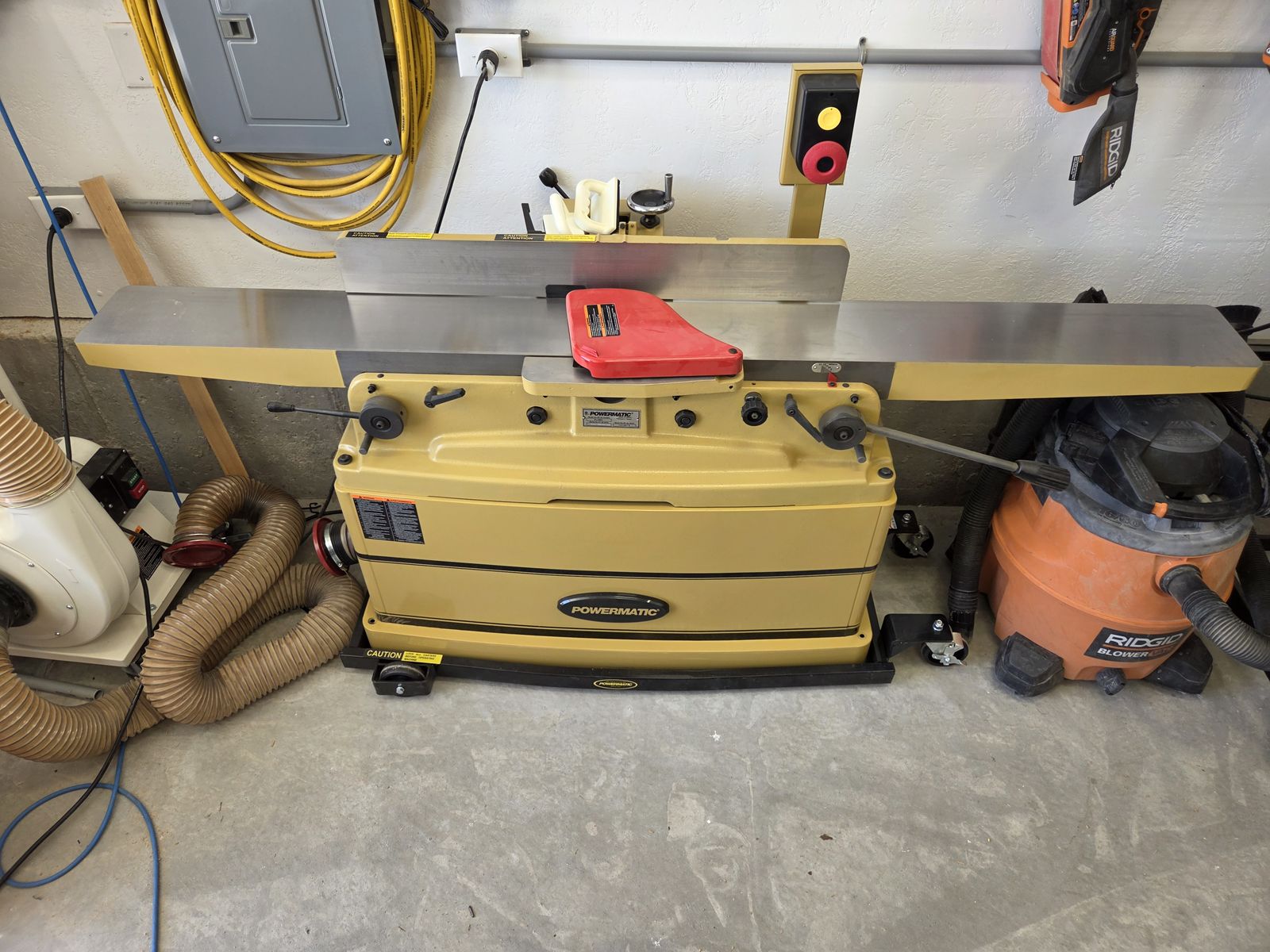 Powermatic PJ882 8" Parallelogram Jointer. 3 Months Old, Like New