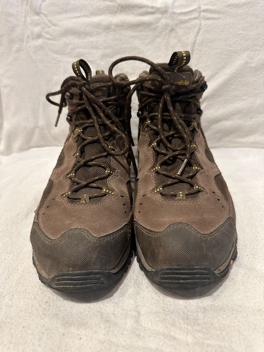 Columbia men’s size 10 Coretek waterproof brown hiking boots