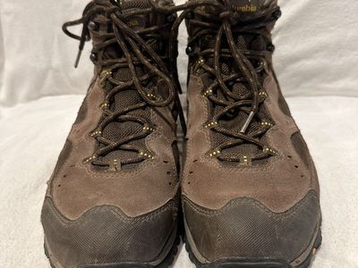 Columbia men’s size 10 Coretek waterproof brown hiking boots
