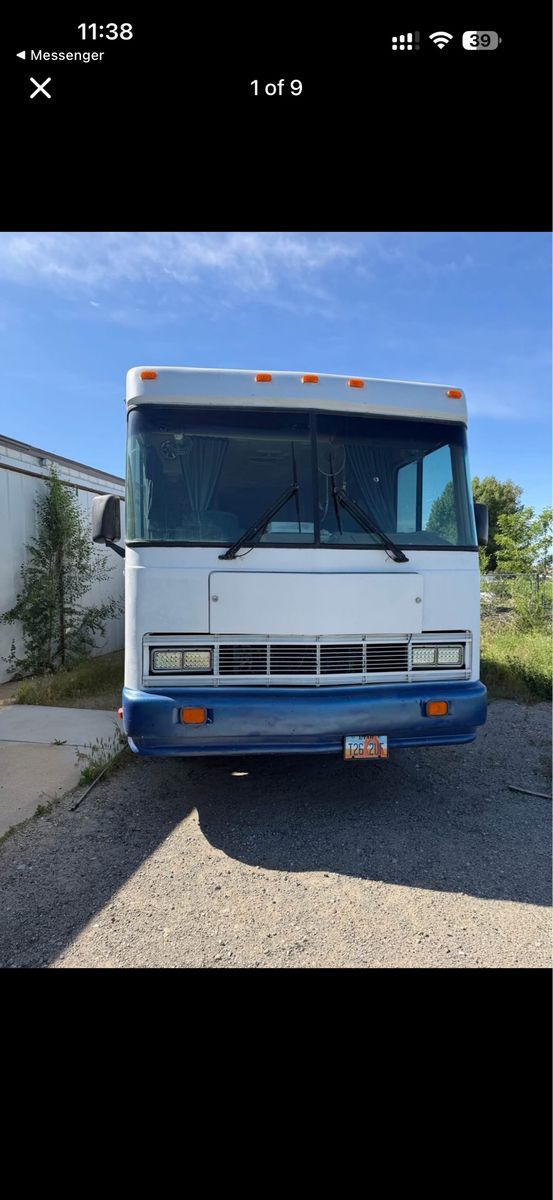 Class A Motorhome White Blue Trim RV