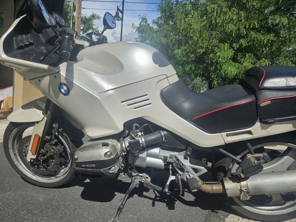BMW R1100RS Sport Touring Motorcycle White