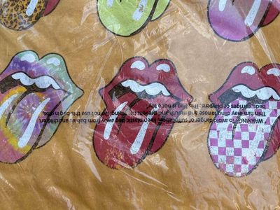 New The Rolling Stones lips logo multi color, multi size(XS -XXL) 100% Cotton T-Shirts