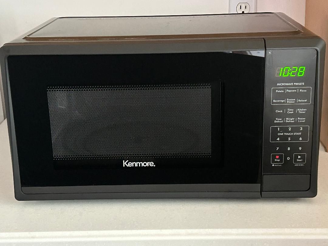 COUNTERTOP MICROWAVE -  PRACTICALLY NEW